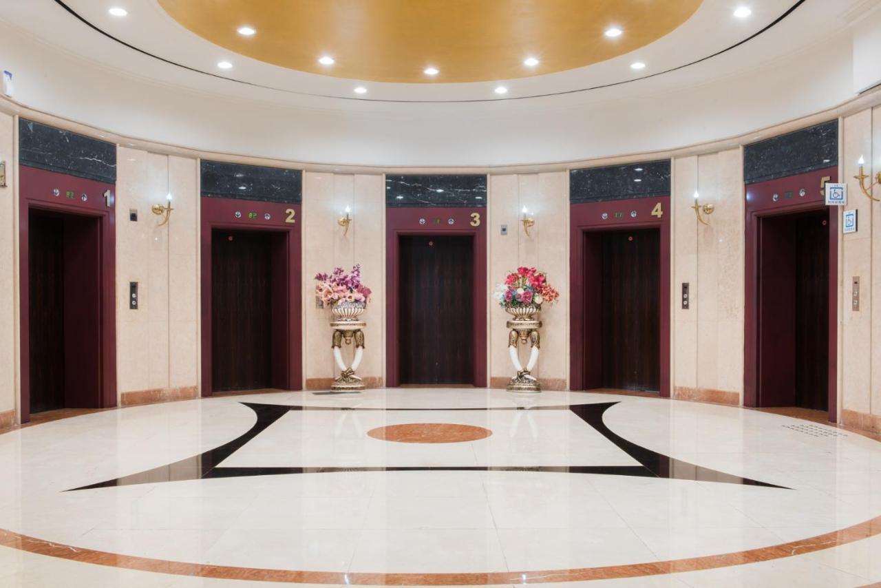 Hometel Hotel Kaohsiung Dış mekan fotoğraf