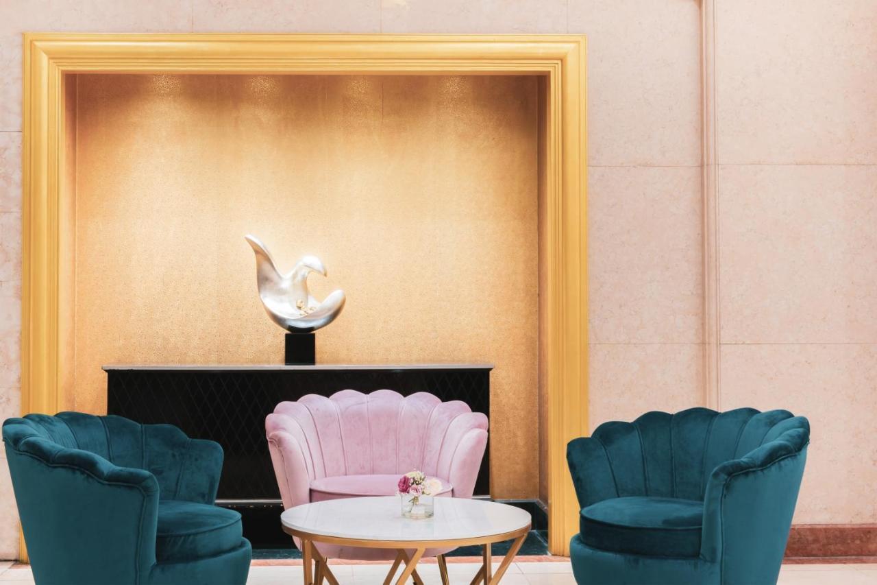 Hometel Hotel Kaohsiung Dış mekan fotoğraf